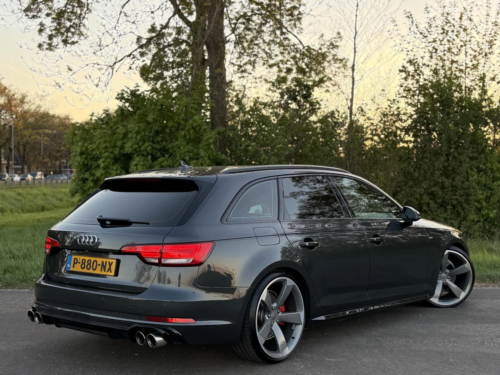 Hoofdafbeelding Audi A4