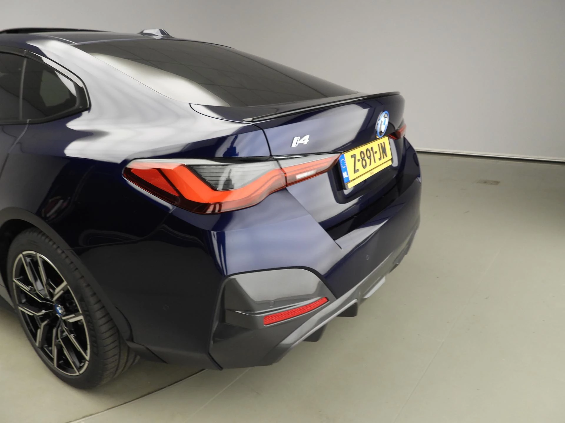 Hoofdafbeelding BMW i4