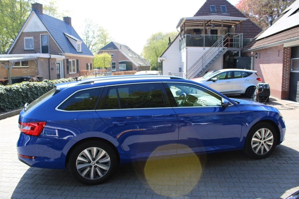Hoofdafbeelding Škoda Superb