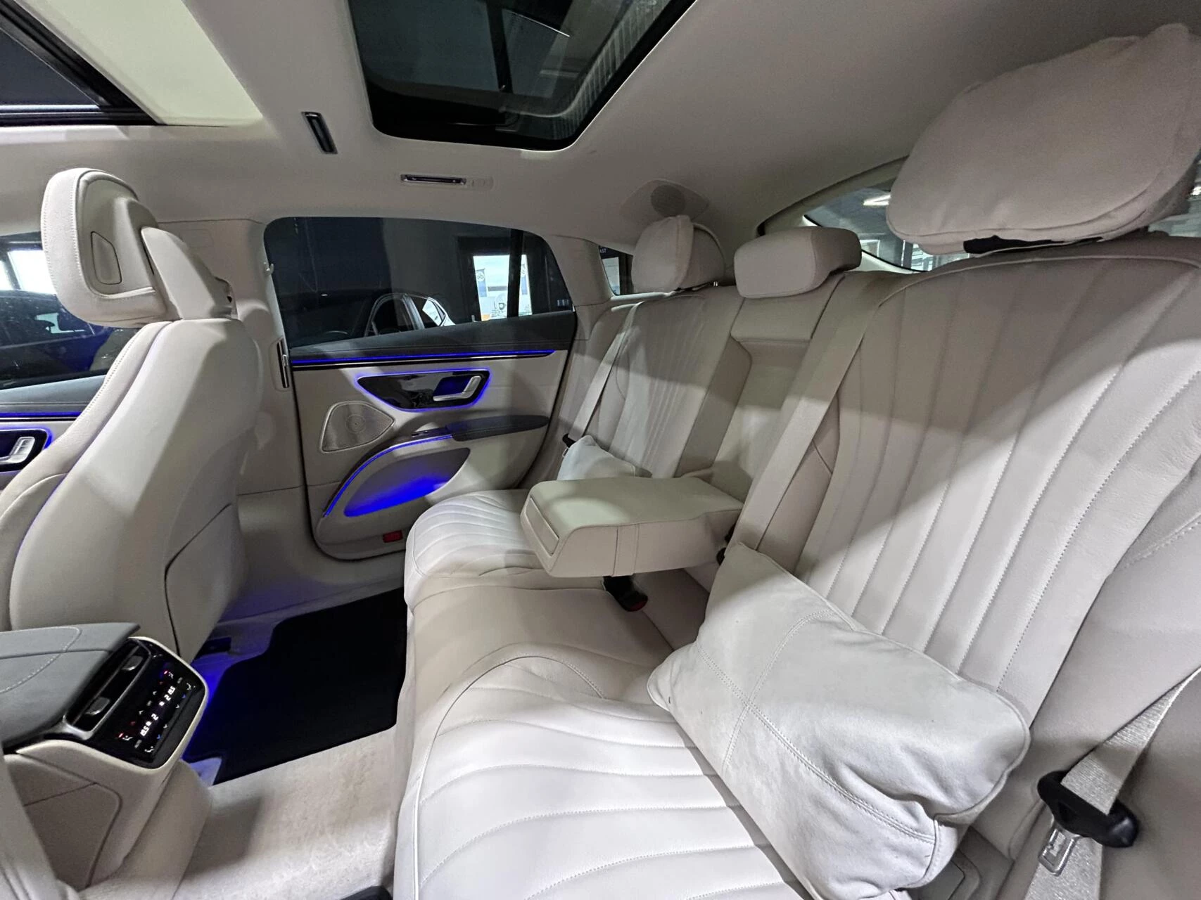 Hoofdafbeelding Mercedes-Benz EQS