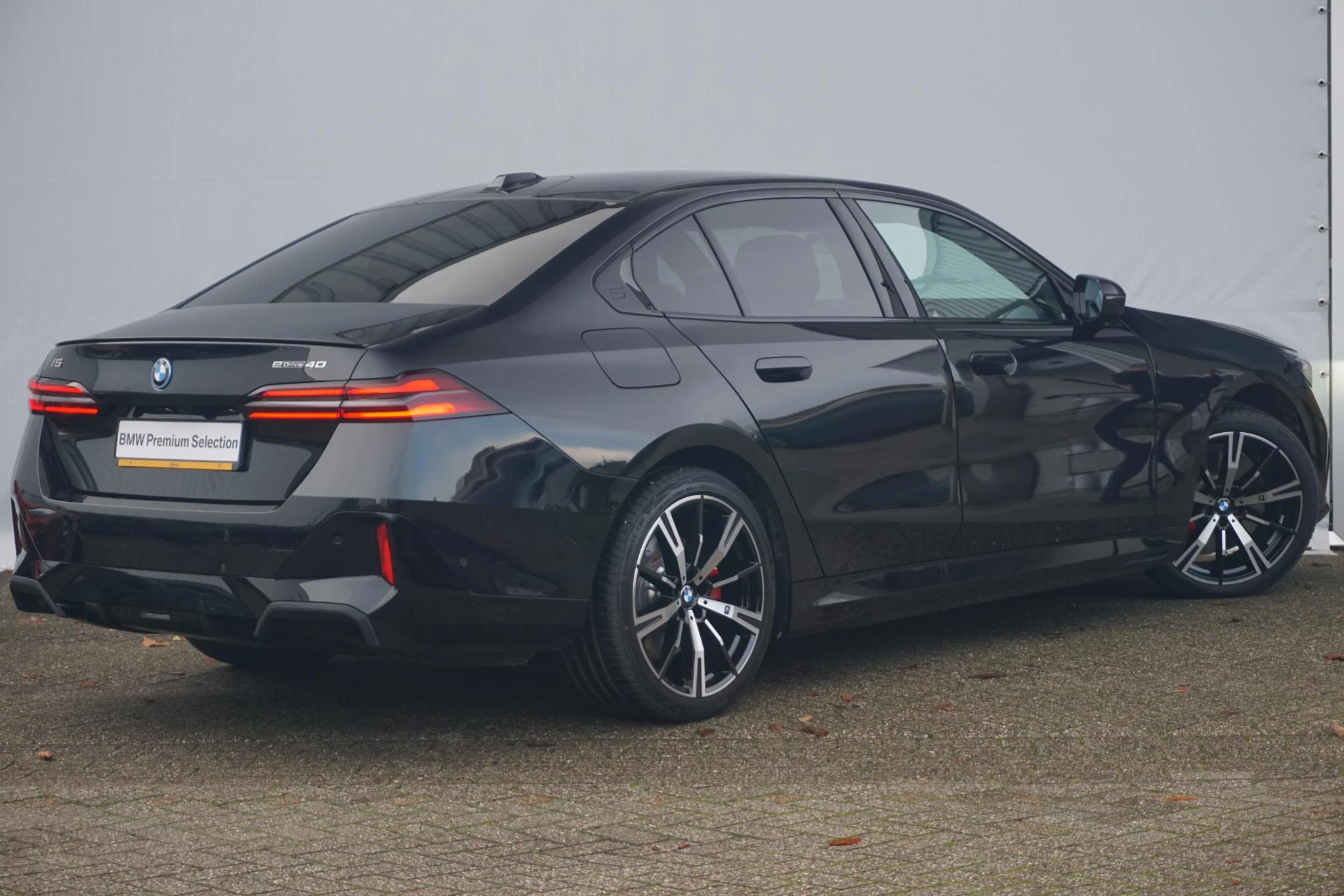 Hoofdafbeelding BMW i5