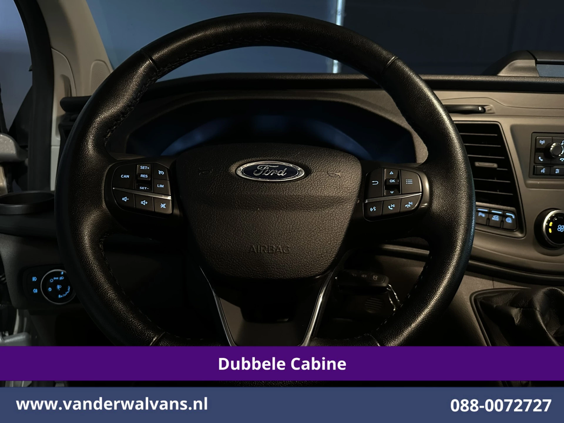 Hoofdafbeelding Ford Transit Custom