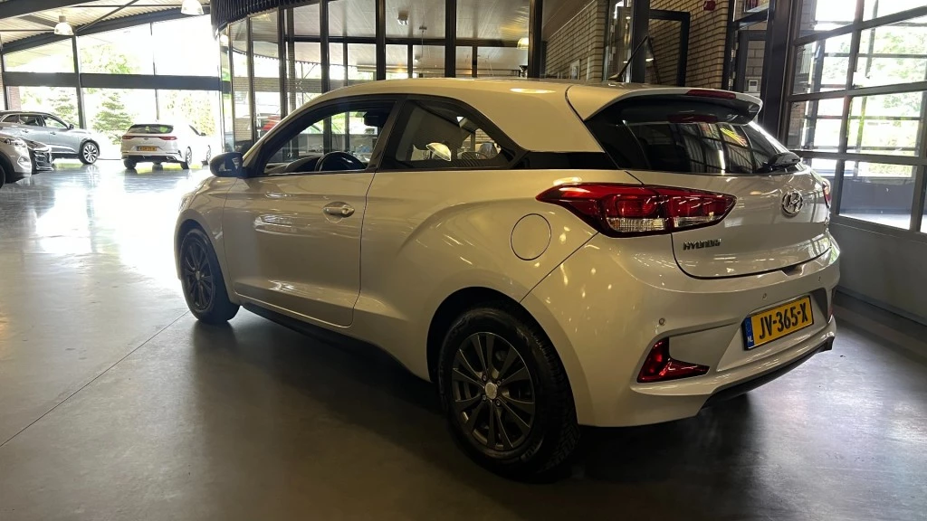 Hoofdafbeelding Hyundai i20