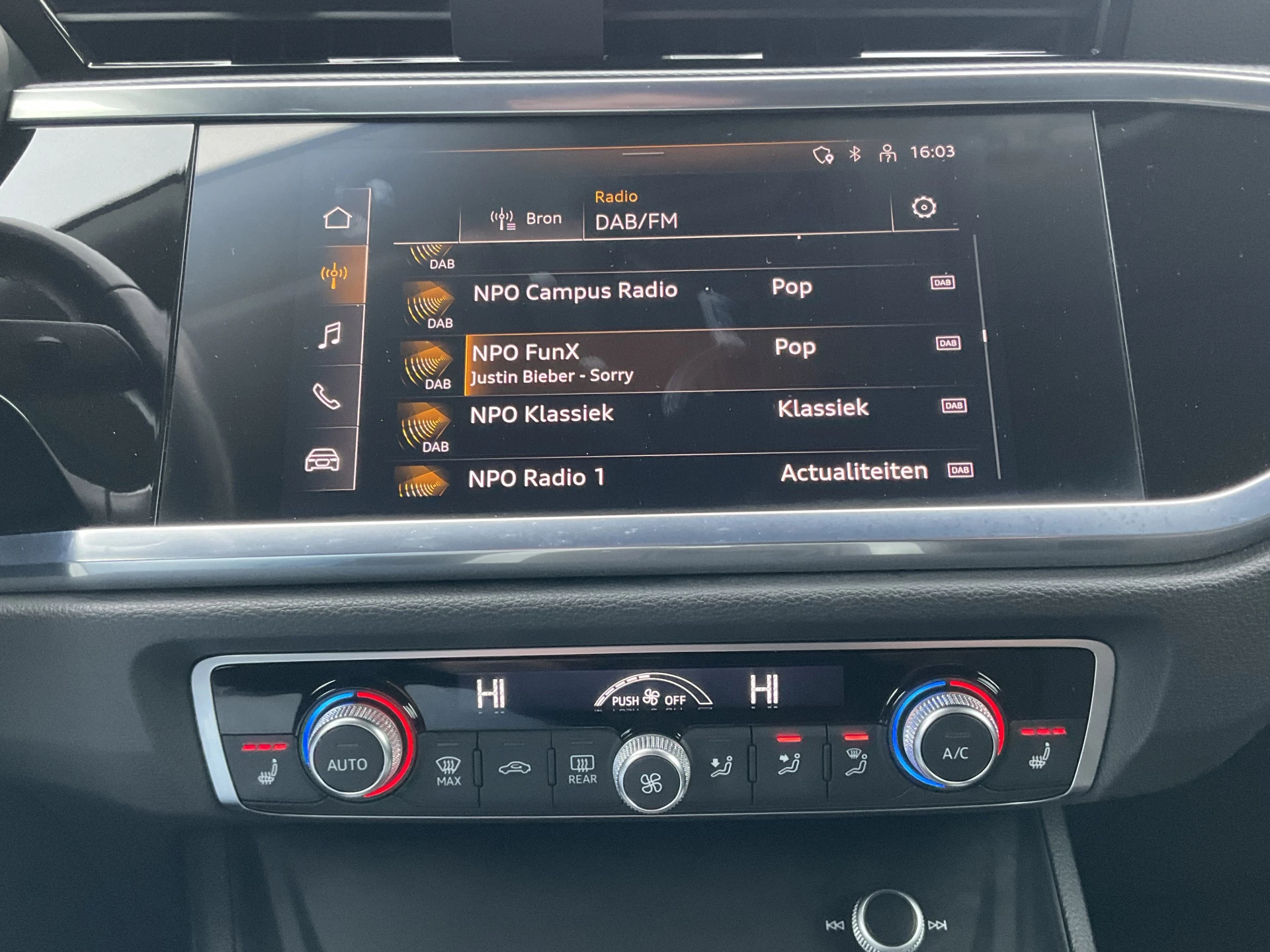 Hoofdafbeelding Audi Q3