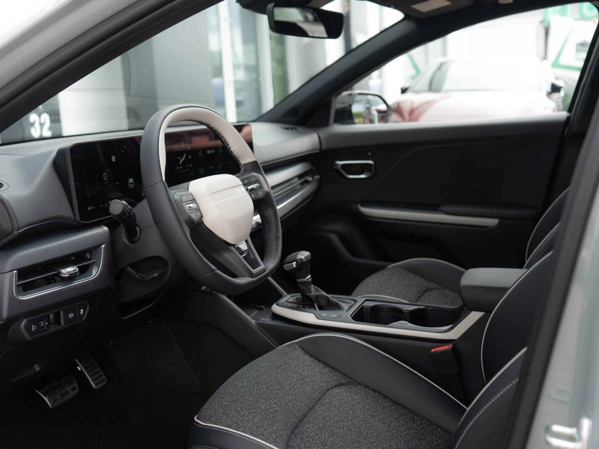 Hoofdafbeelding Kia K4