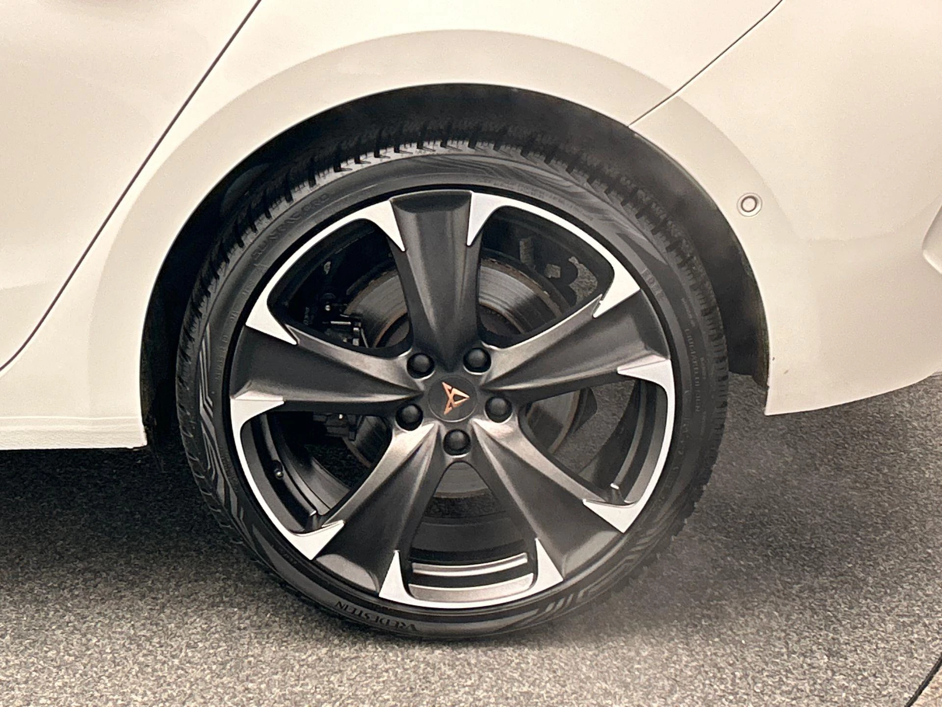 Hoofdafbeelding CUPRA Leon