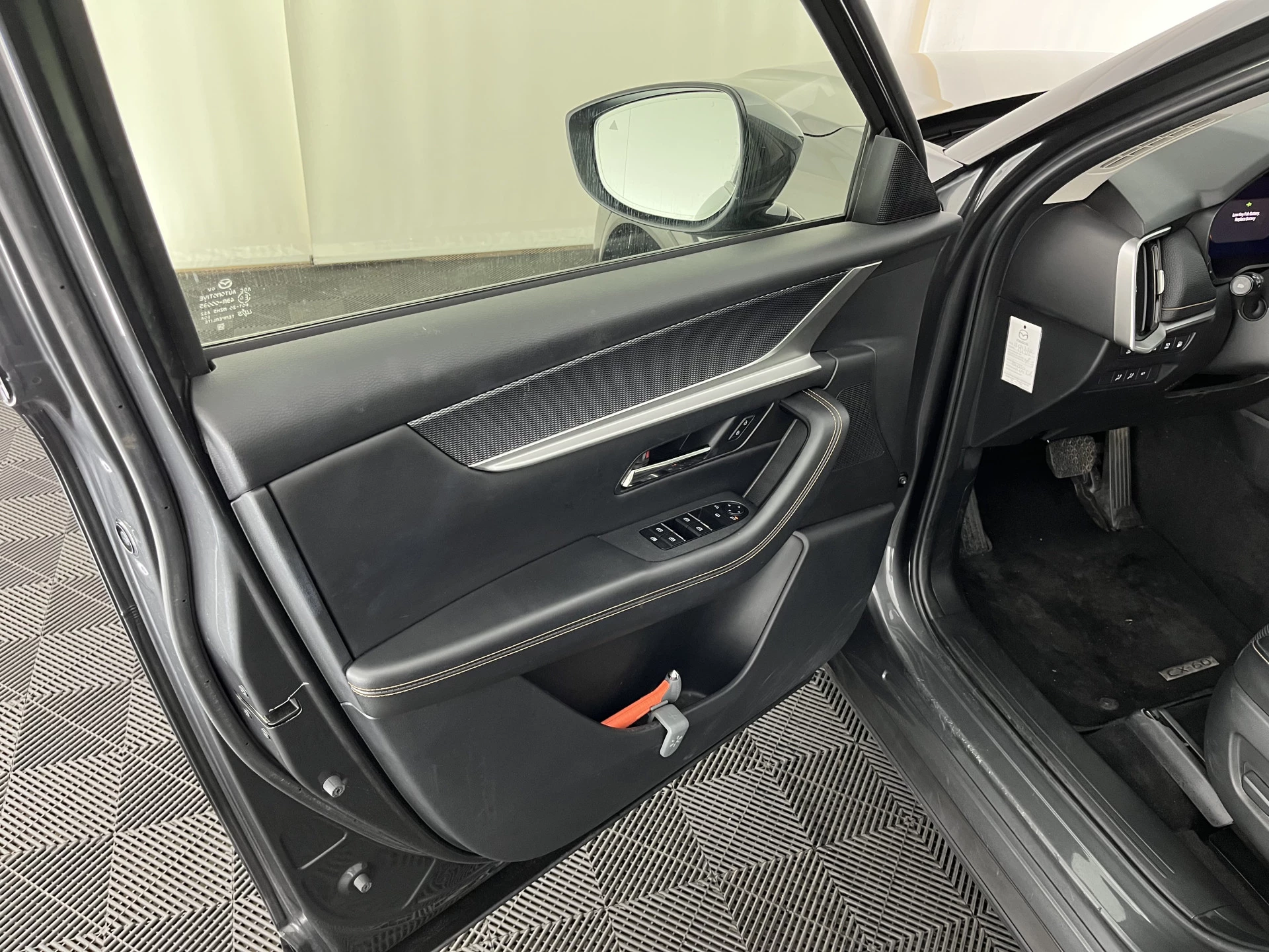 Hoofdafbeelding Mazda CX-60