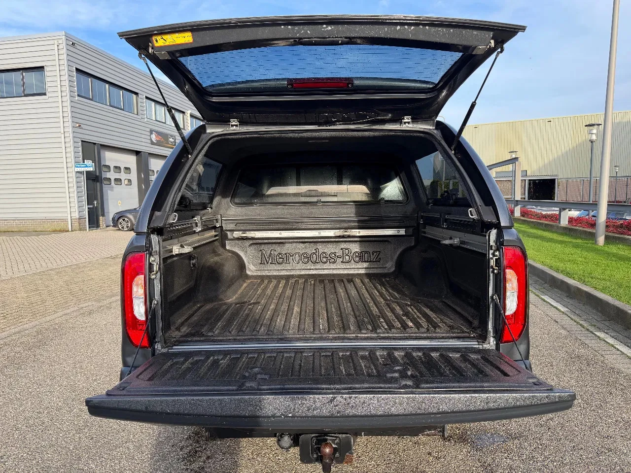 Hoofdafbeelding Mercedes-Benz X-Klasse