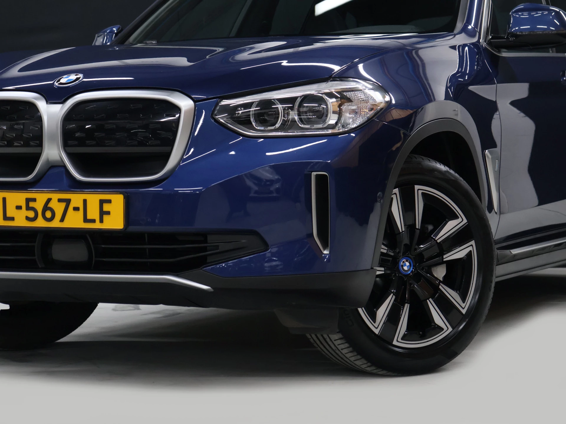 Hoofdafbeelding BMW iX3