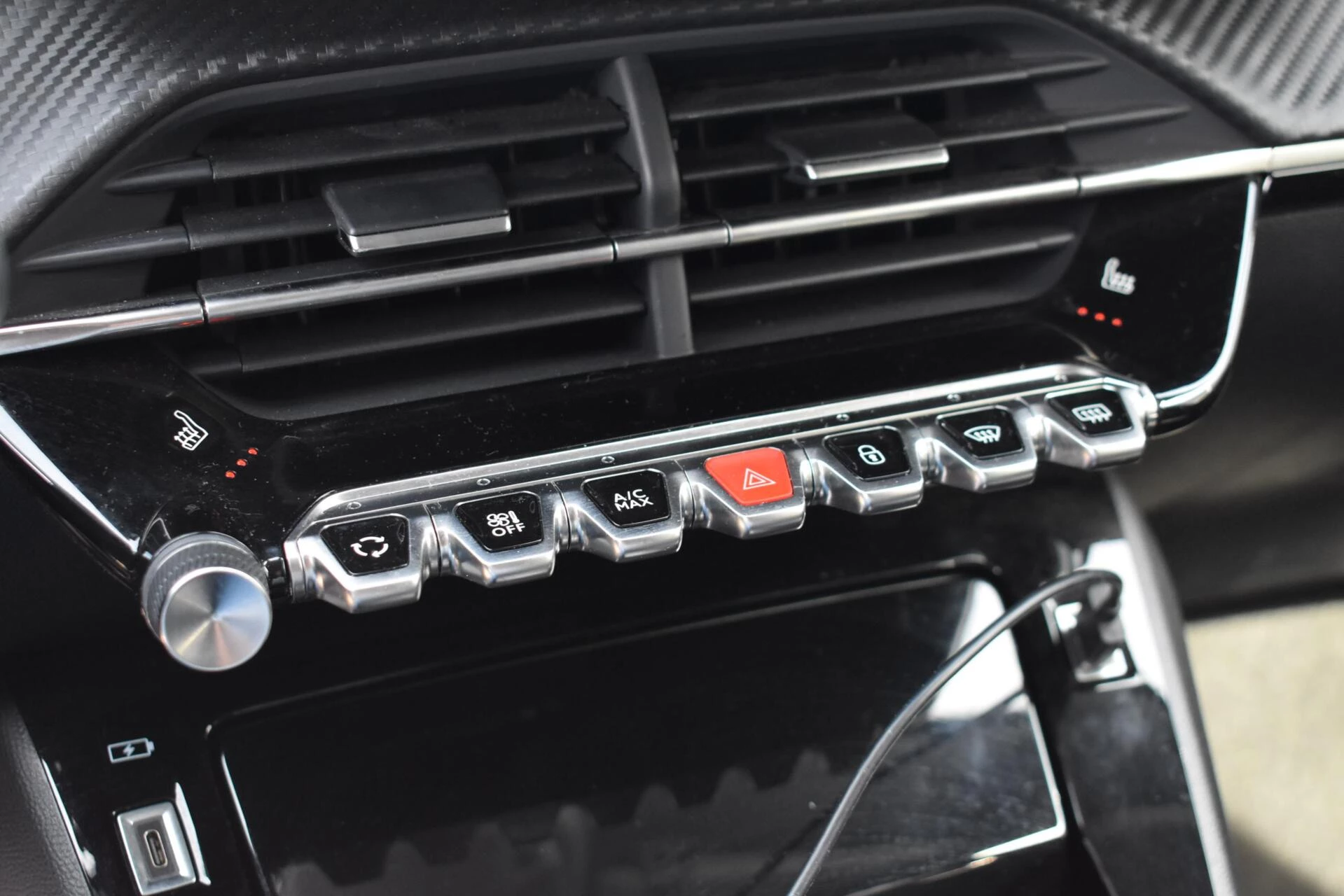 Hoofdafbeelding Peugeot e-208