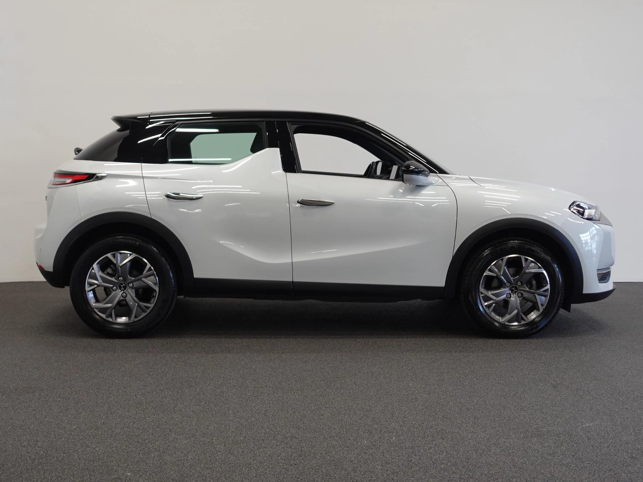 Hoofdafbeelding DS DS 3