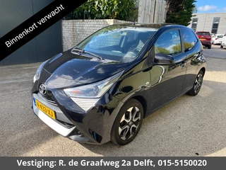 Toyota Aygo 1.0 VVT-i X-Joy Pack | Apple Carplay & AndroidAUTO | Lichtmetalen velgen | Privacy Glass |