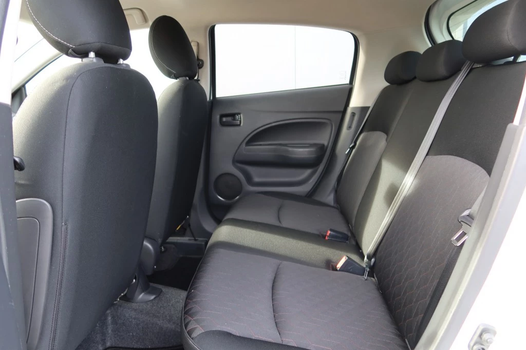 Hoofdafbeelding Mitsubishi Space Star