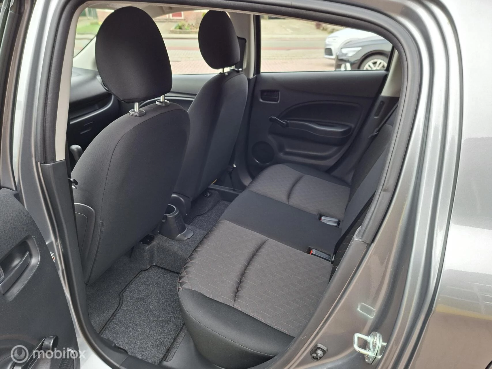 Hoofdafbeelding Mitsubishi Space Star