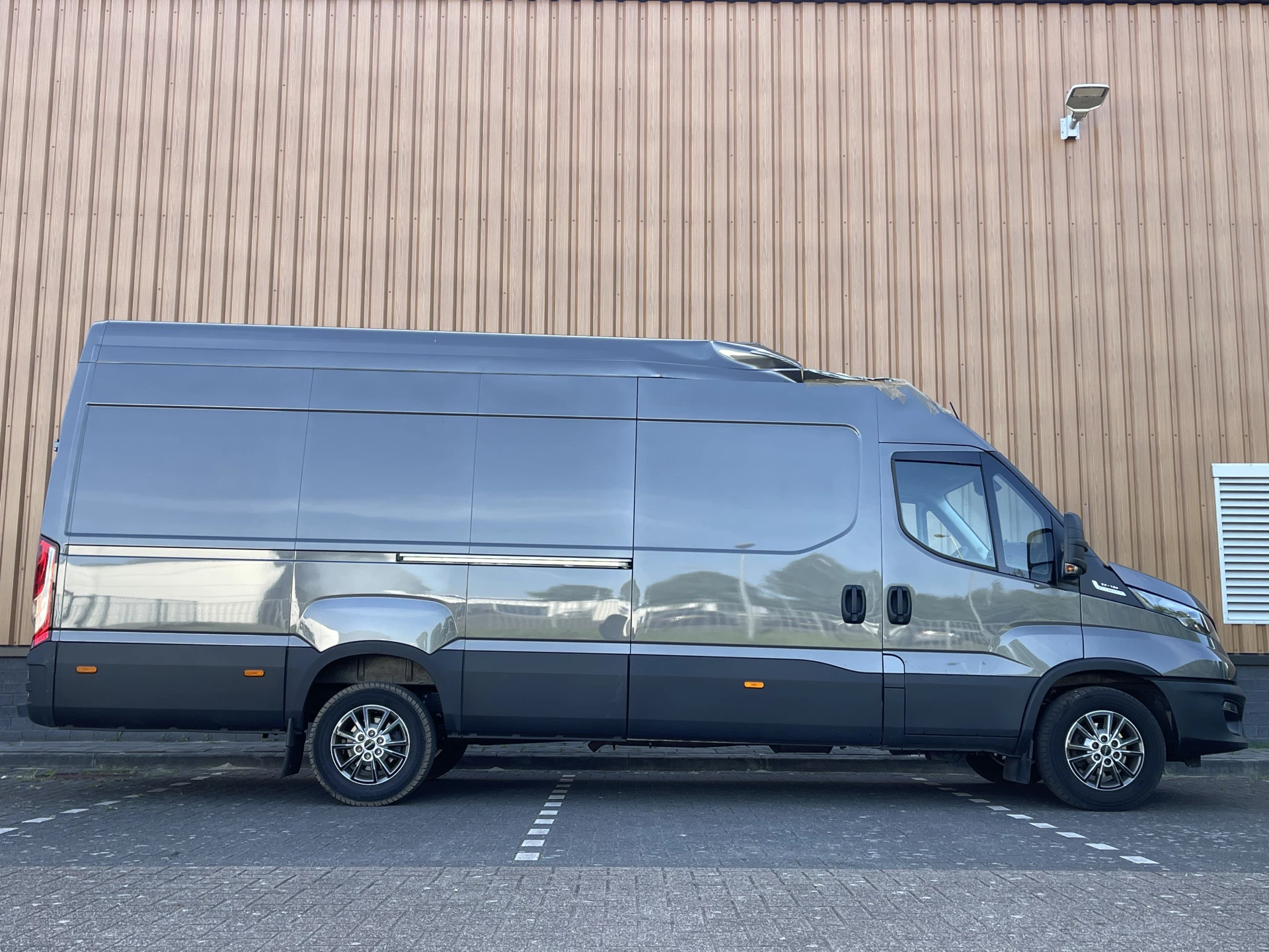 Hoofdafbeelding Iveco 35S18