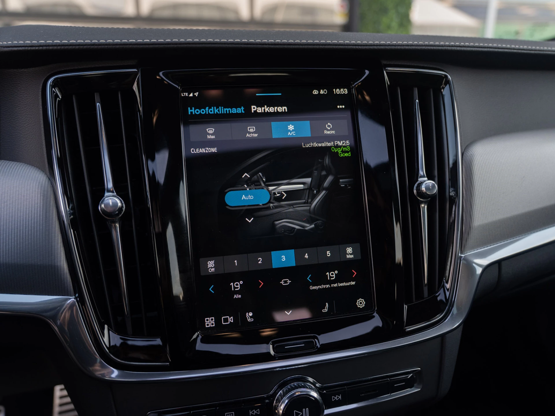 Hoofdafbeelding Volvo V90