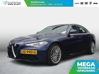 Alfa Romeo Giulia 2.0 Turbo Aut. 200pk Super | Navi | Veloce Interieur | Xenon | Flippers | Keyless | PDC | Camera | BSM