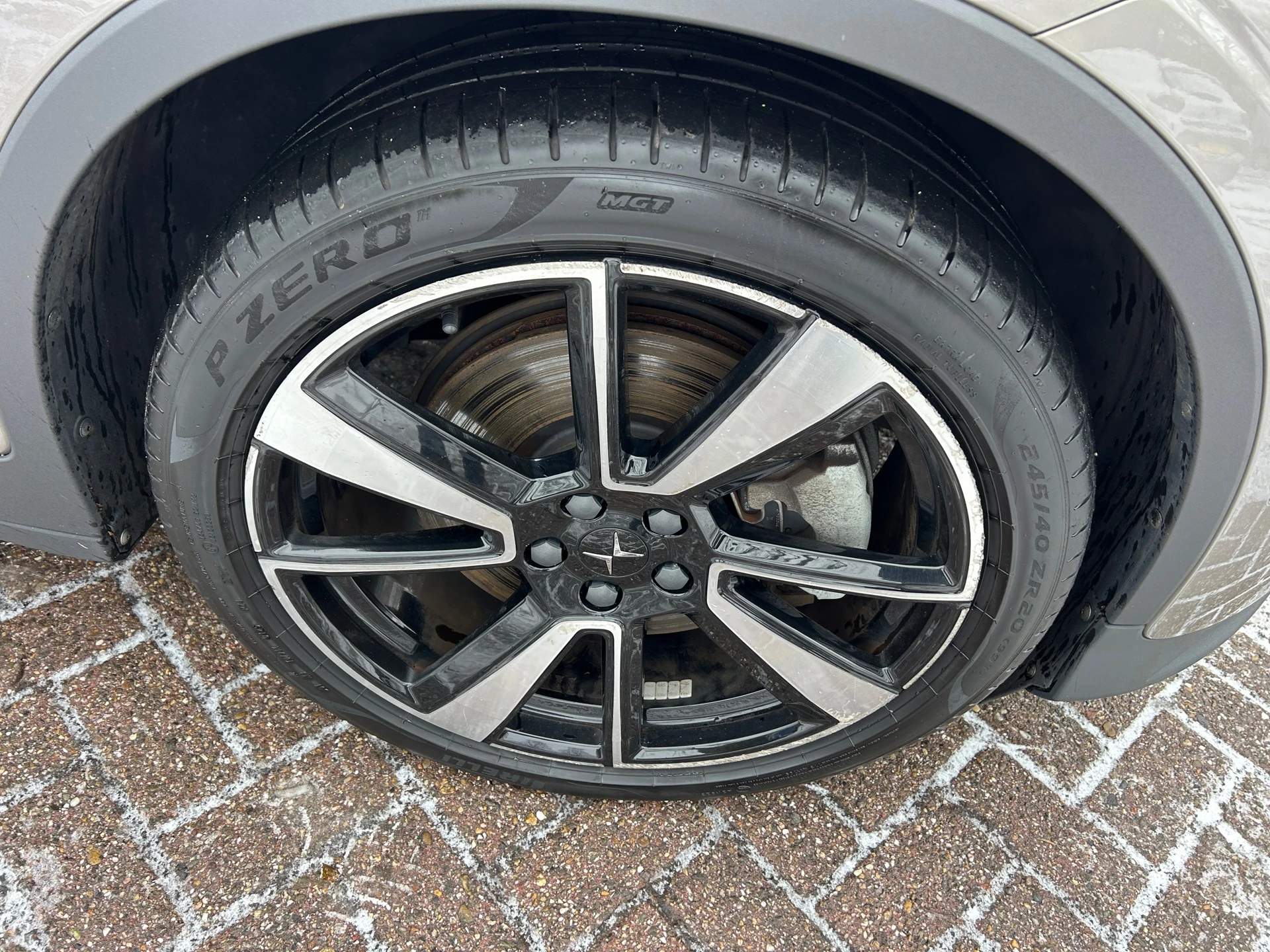 Hoofdafbeelding Polestar 2