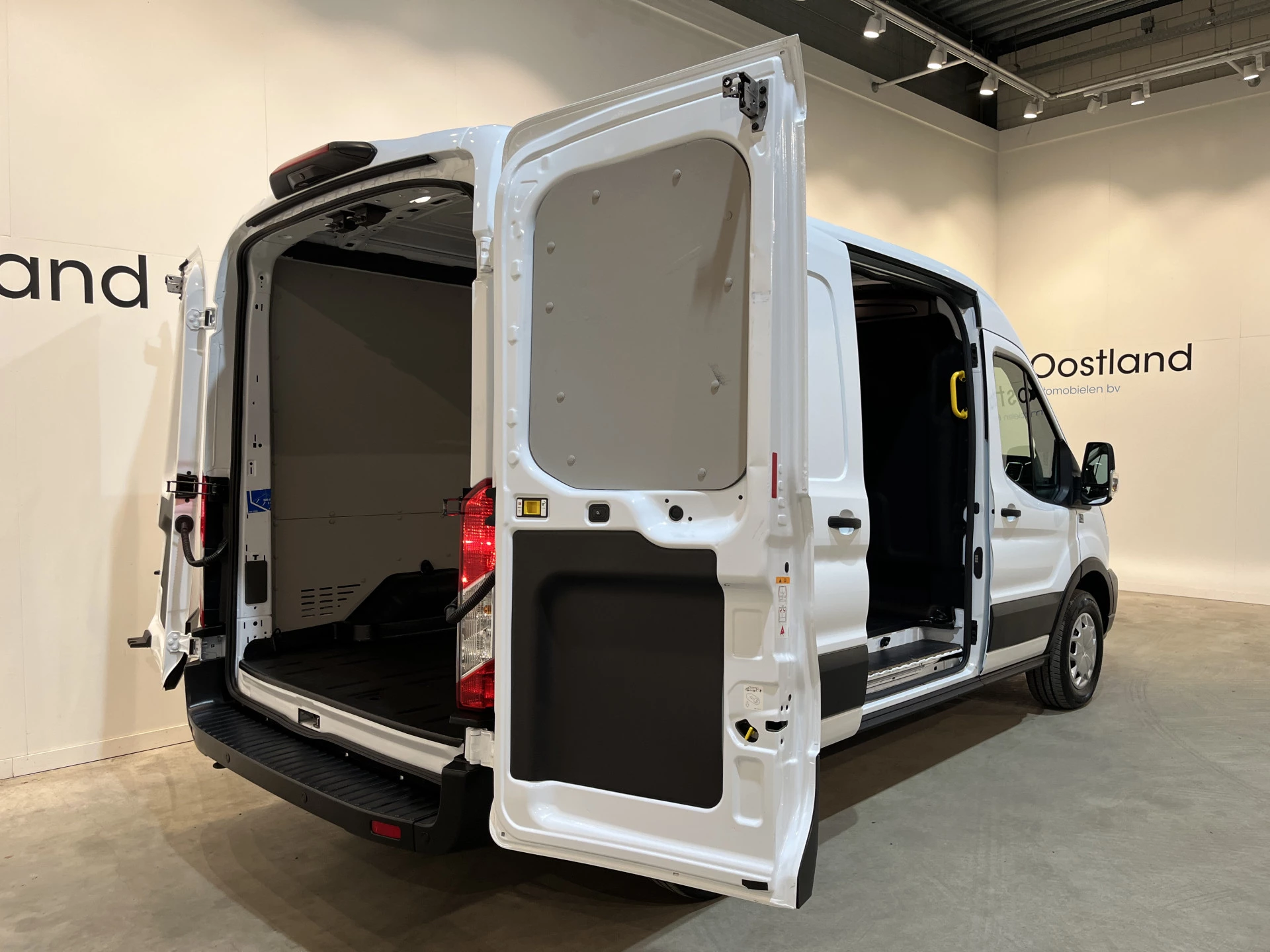 Hoofdafbeelding Ford E-Transit