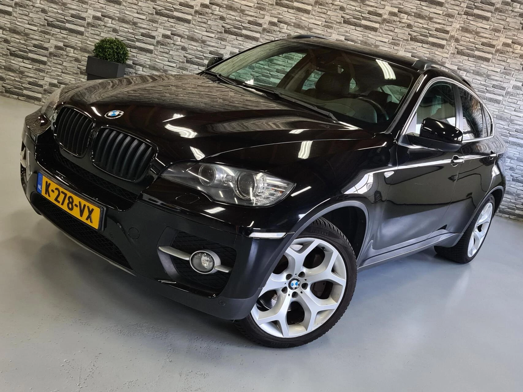 Hoofdafbeelding BMW X6