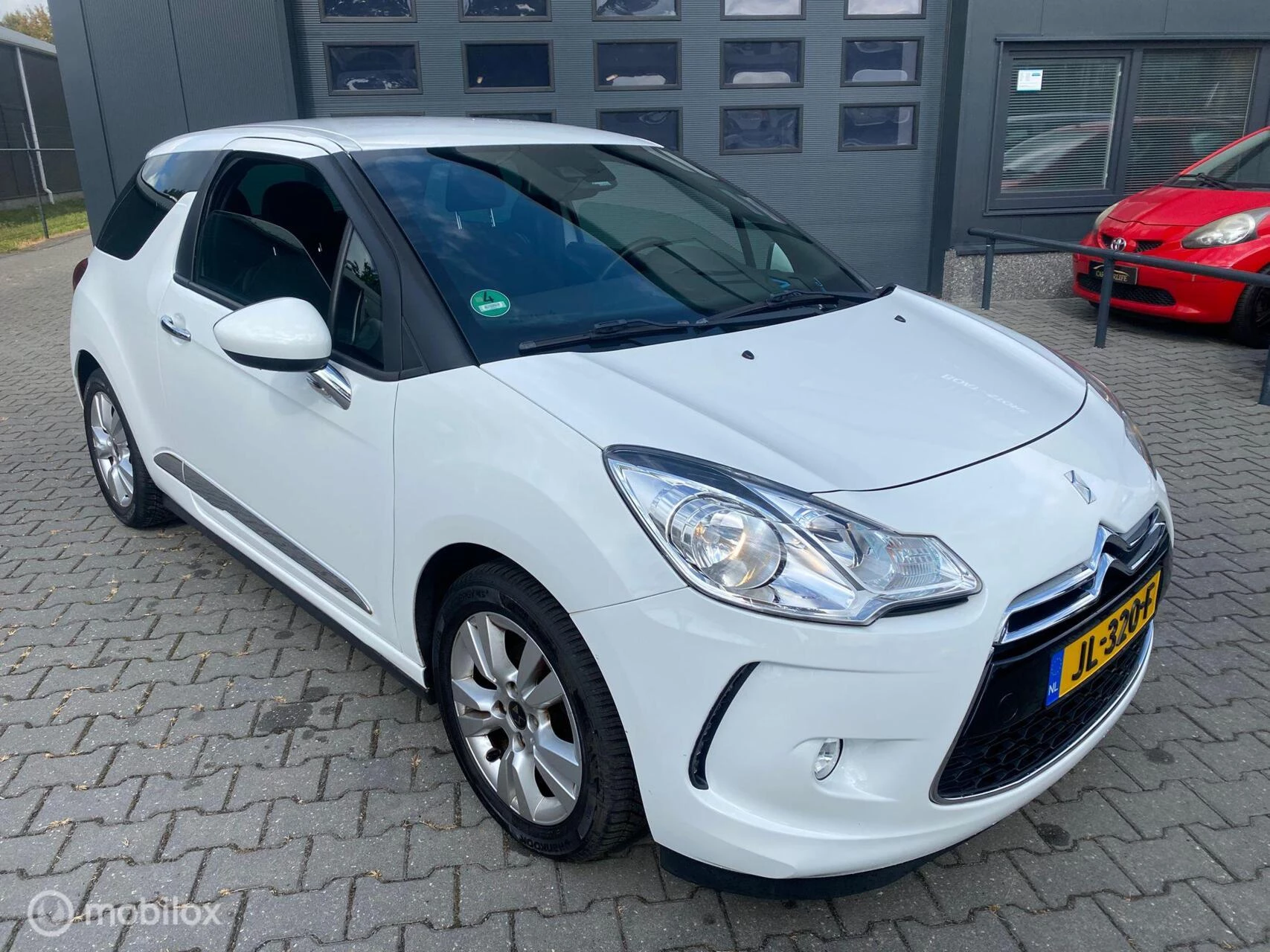 Hoofdafbeelding DS DS 3