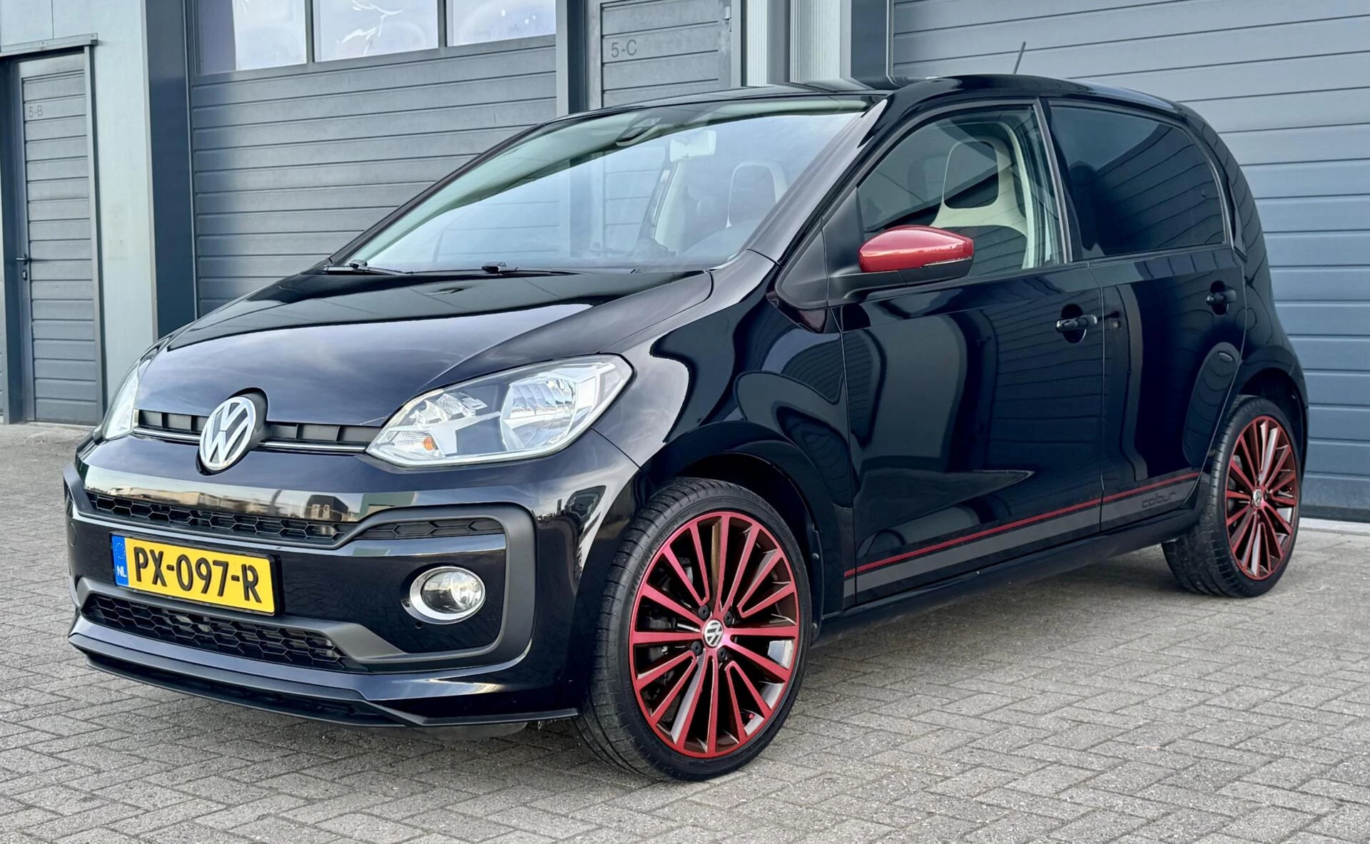 Hoofdafbeelding Volkswagen up!