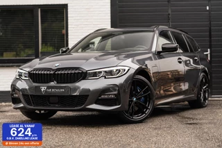 Hoofdafbeelding BMW 3 Serie BMW 3-serie Touring 330e xDrive M SPORT PANO LASER