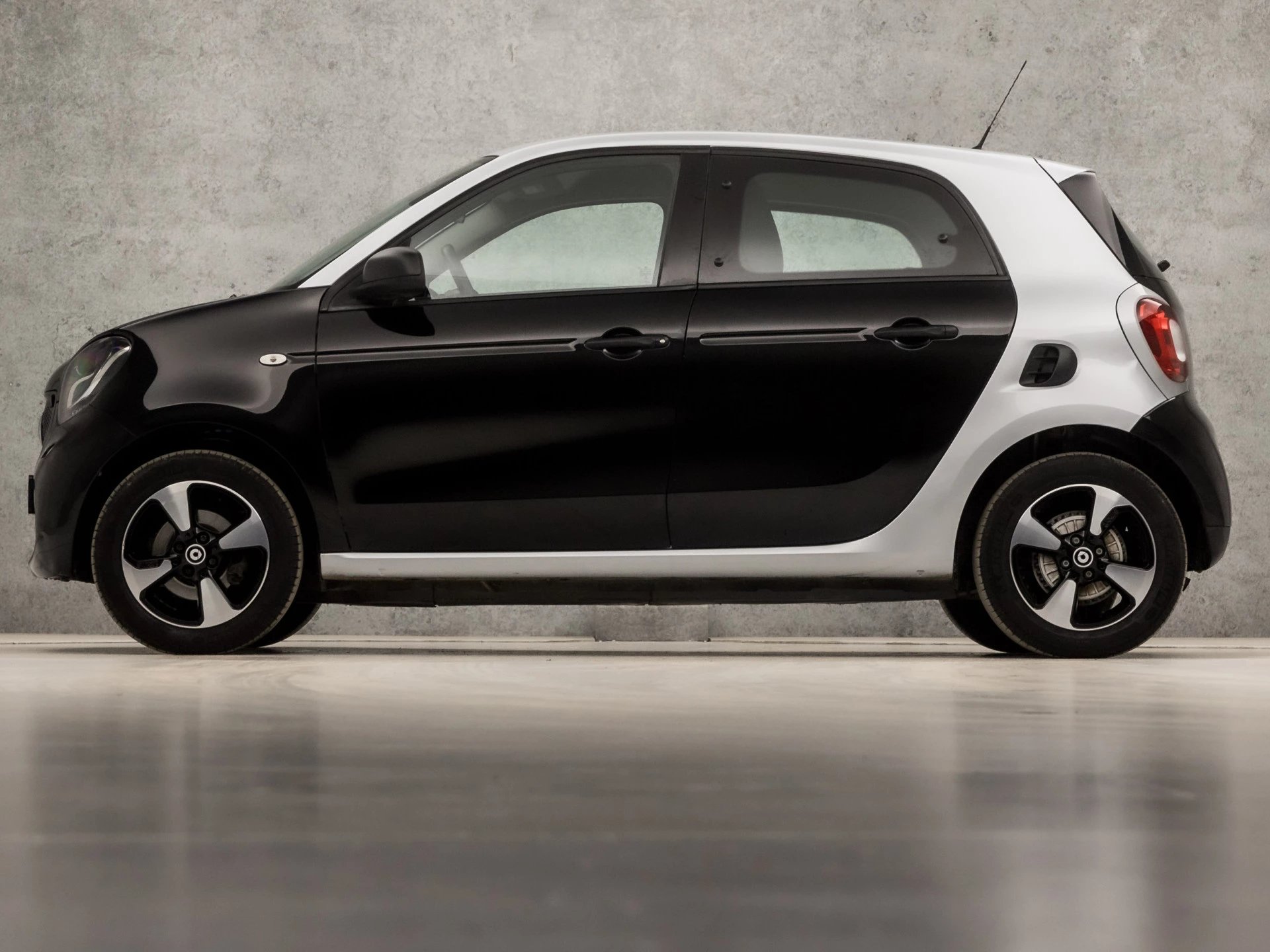 Hoofdafbeelding Smart Forfour