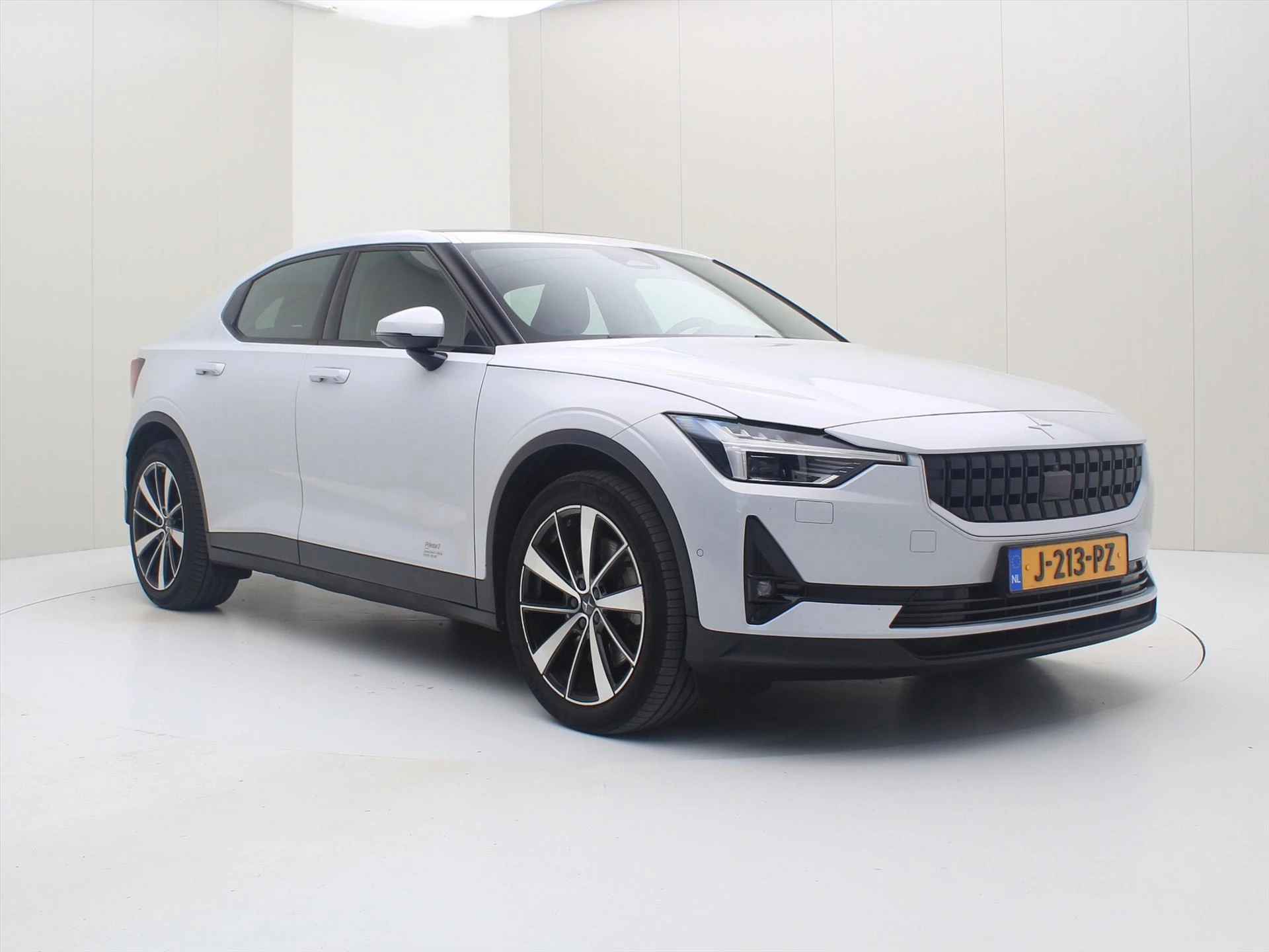 Hoofdafbeelding Polestar 2