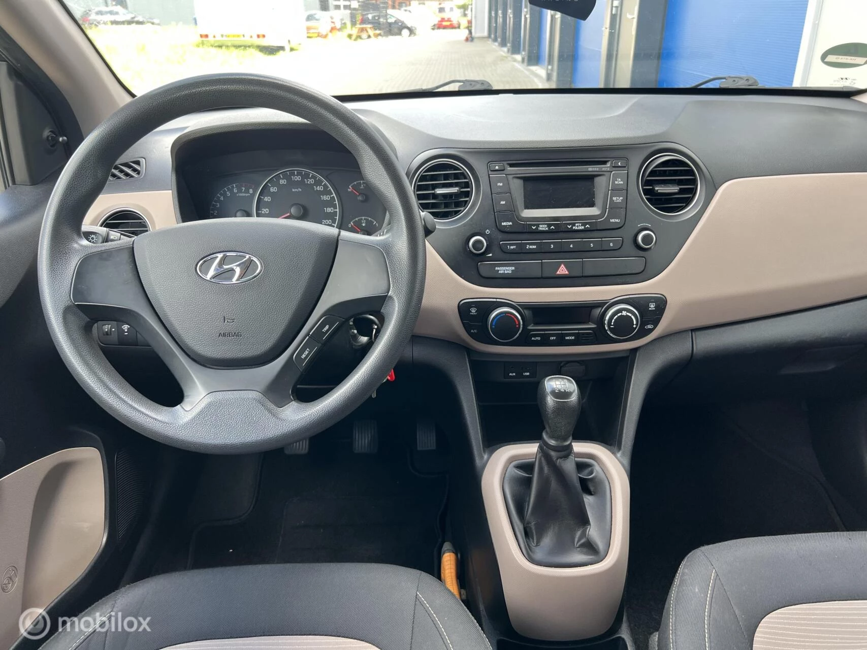 Hoofdafbeelding Hyundai i10