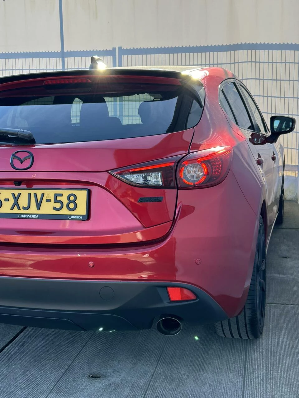 Hoofdafbeelding Mazda 3