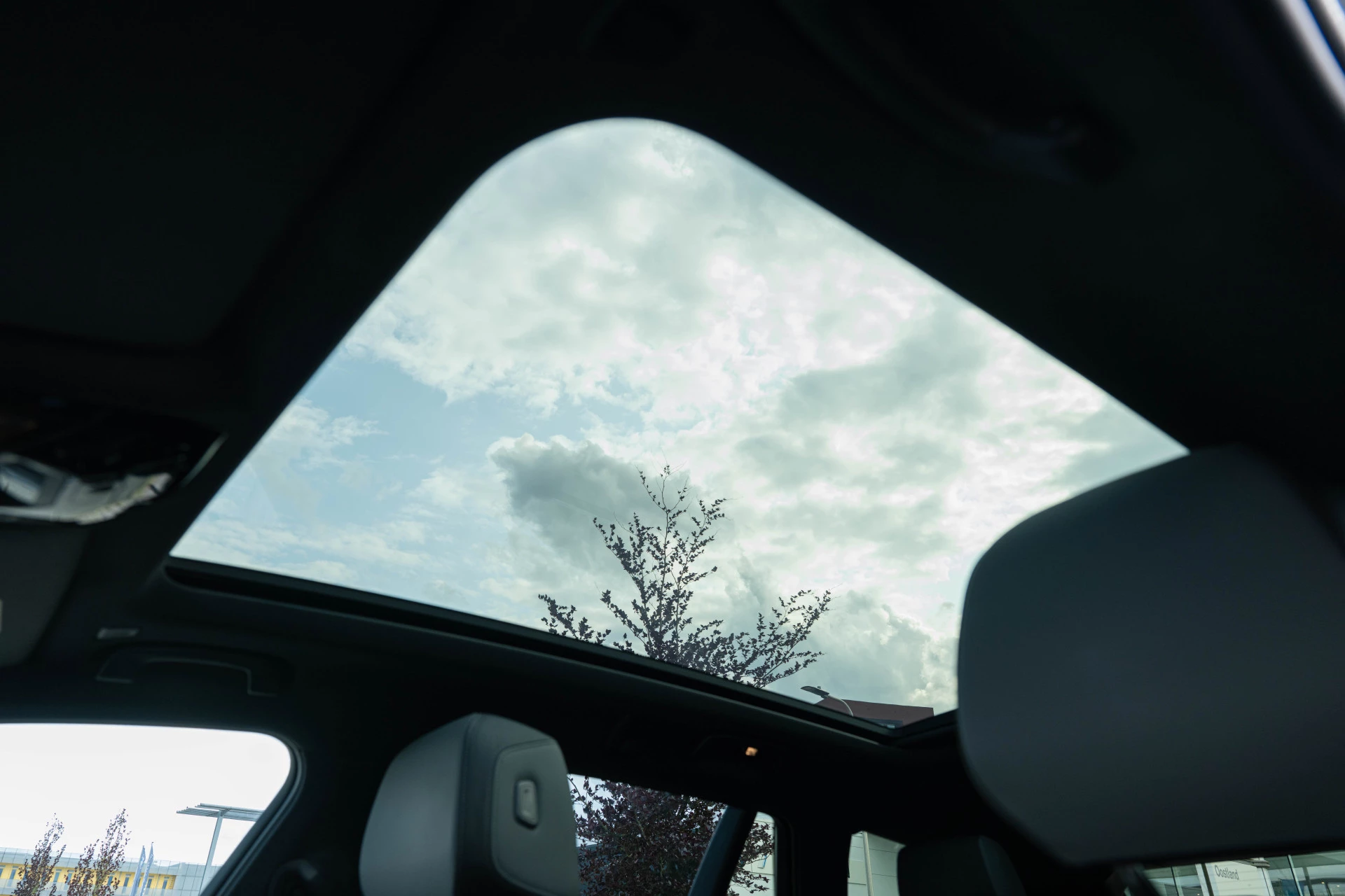 Hoofdafbeelding BMW i5