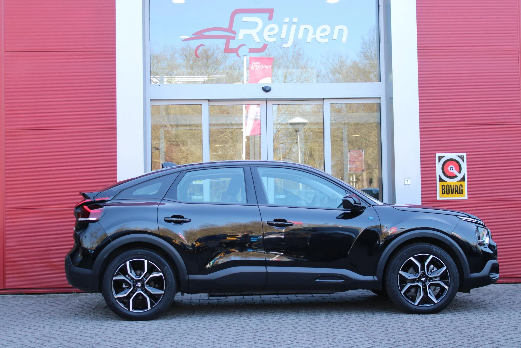 Hoofdafbeelding Citroën ë-C4