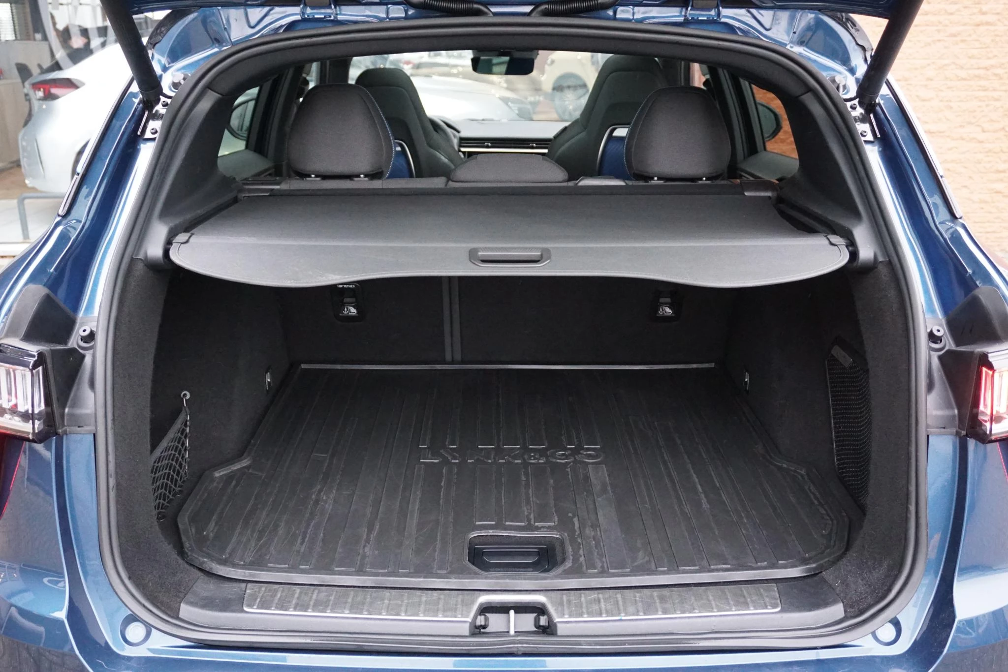 Hoofdafbeelding Lynk & Co 01