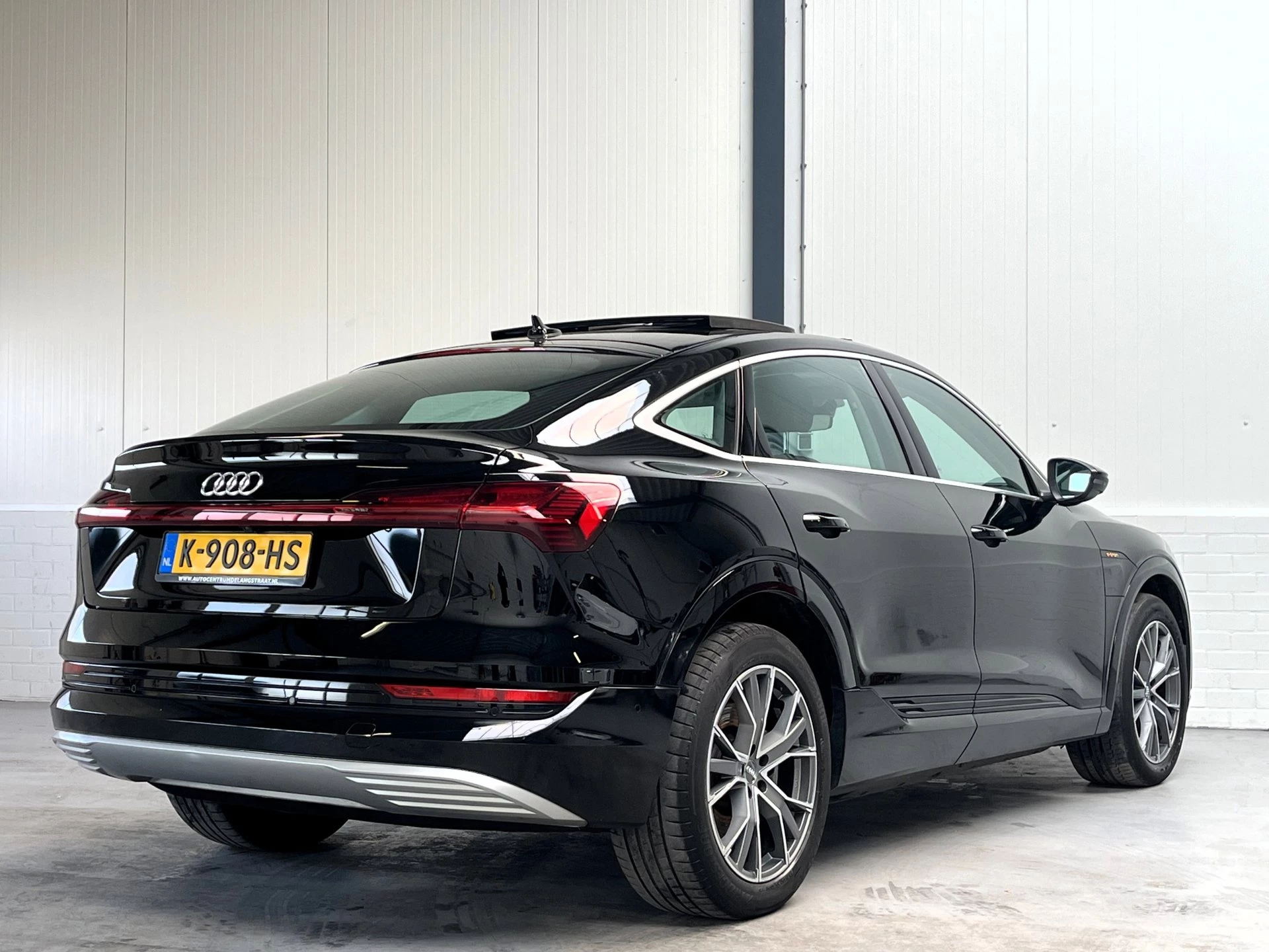 Hoofdafbeelding Audi e-tron