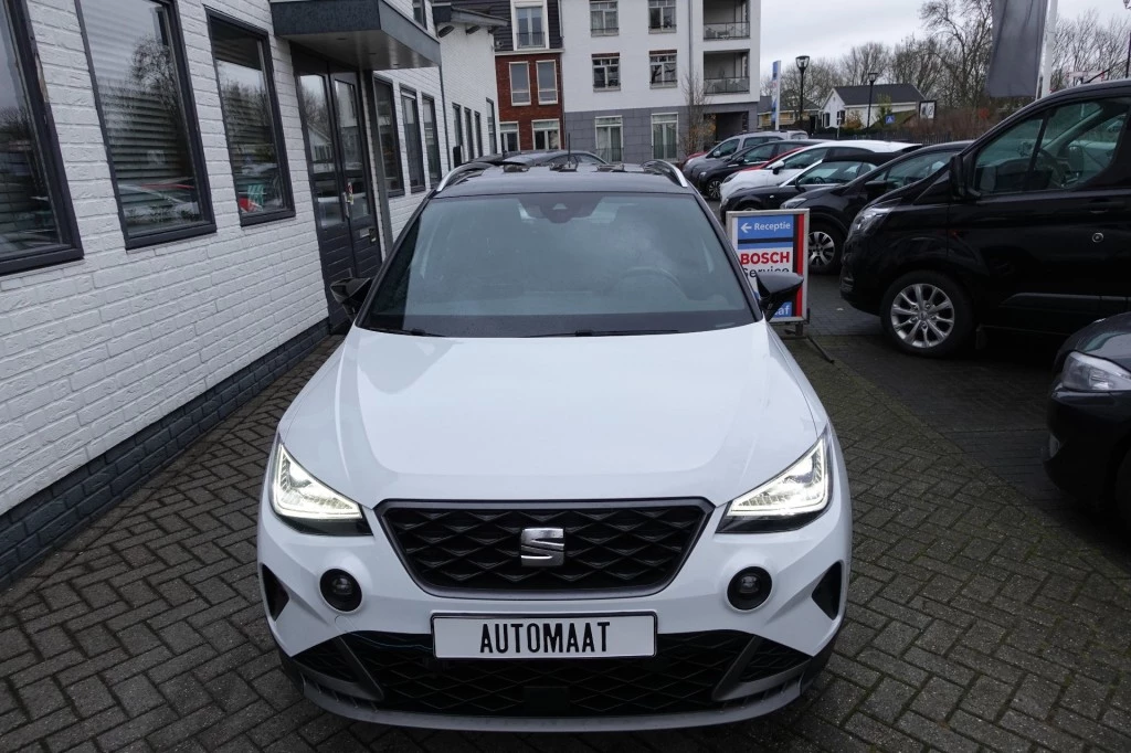 Hoofdafbeelding SEAT Arona