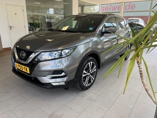 Hoofdafbeelding Nissan QASHQAI Nissan QASHQAI 1.3 DIG-T N-Connecta 140pk