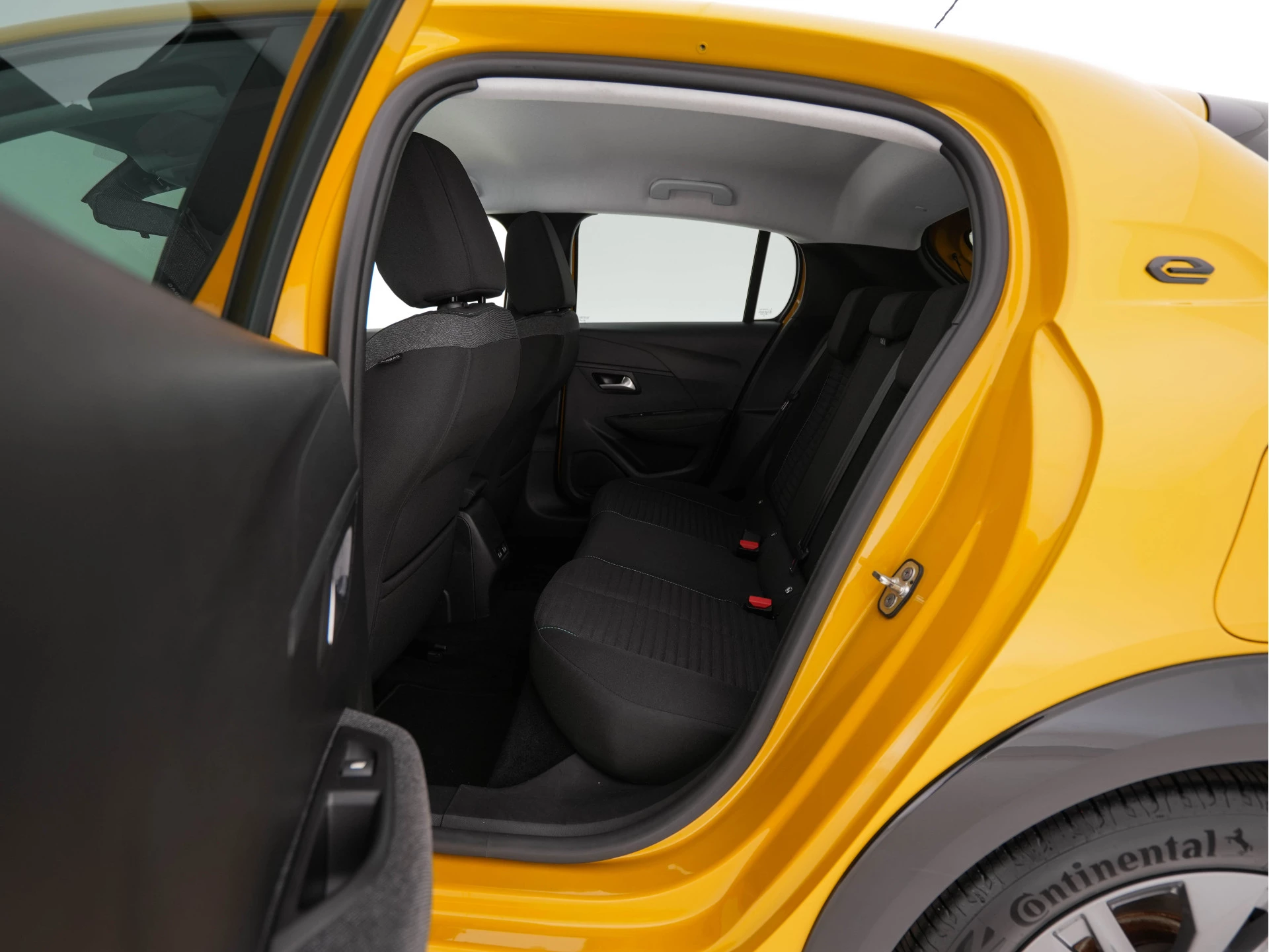 Hoofdafbeelding Peugeot e-208