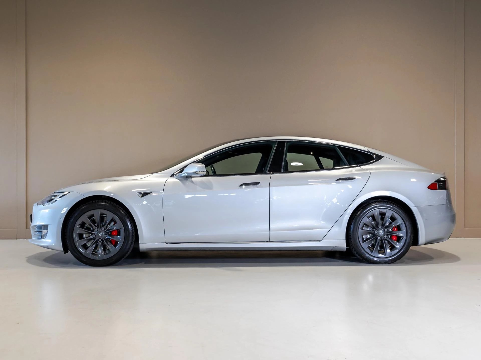 Hoofdafbeelding Tesla Model S