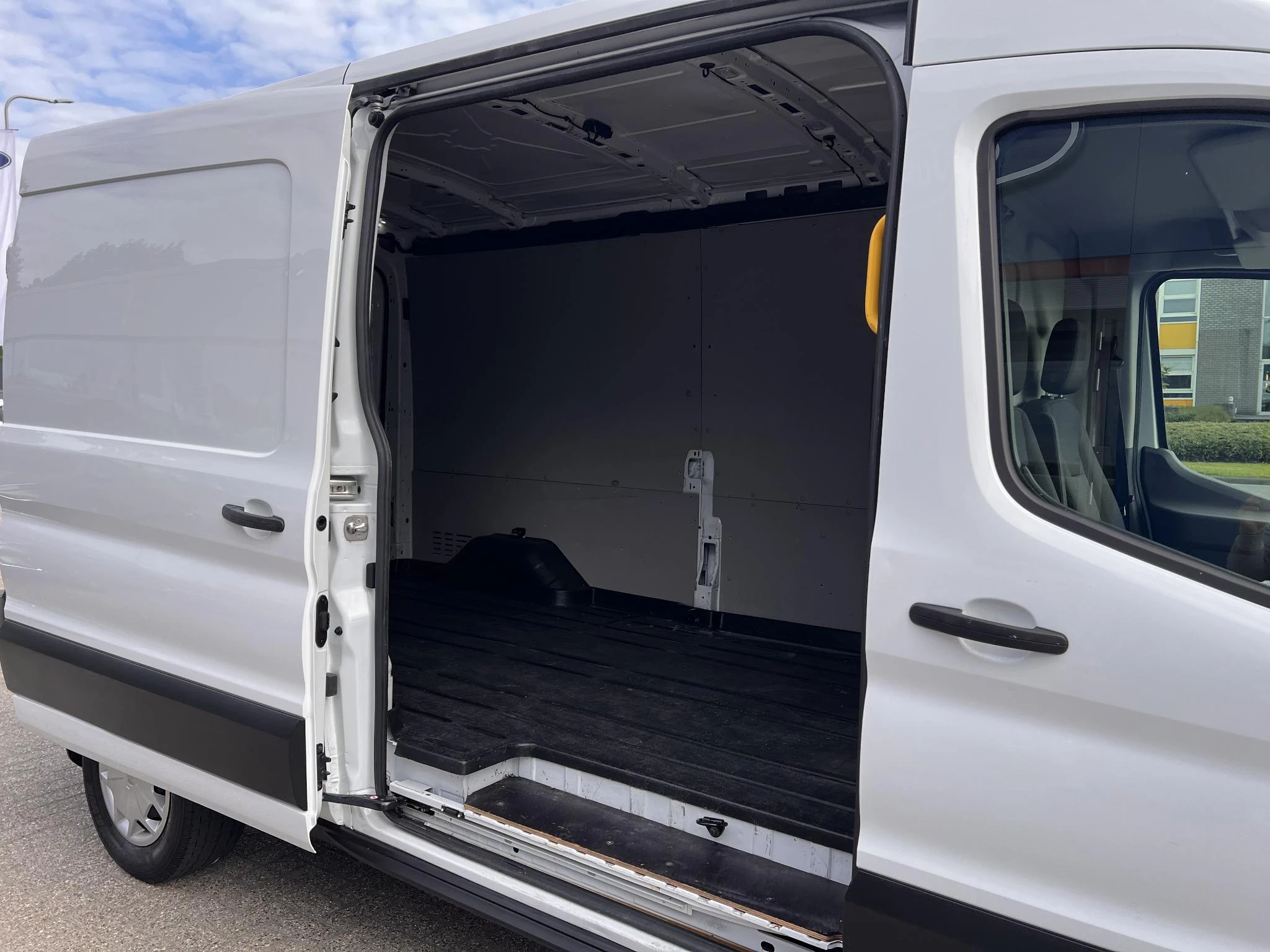 Hoofdafbeelding Ford E-Transit