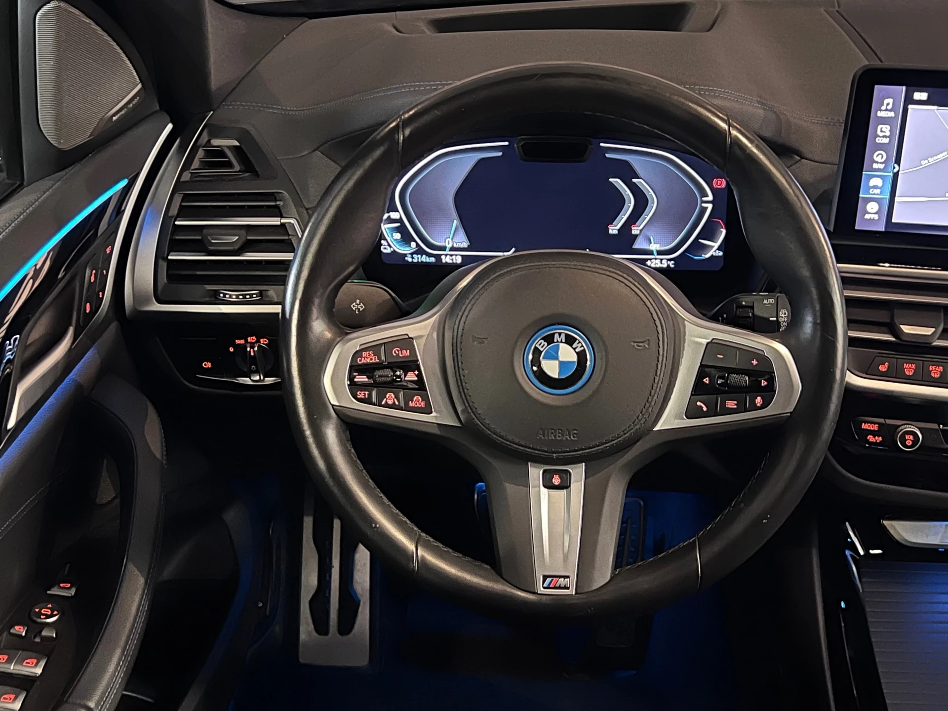 Hoofdafbeelding BMW iX3