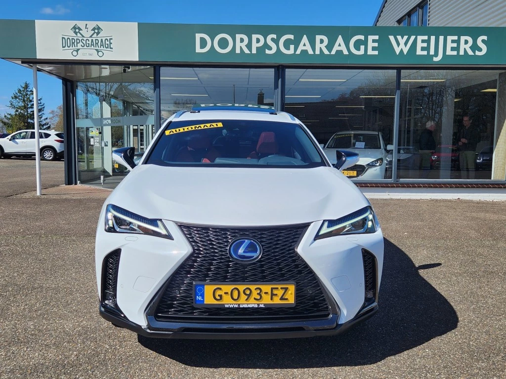 Hoofdafbeelding Lexus UX