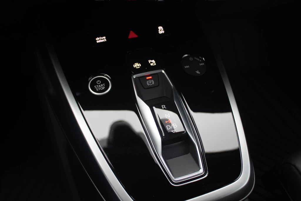 Hoofdafbeelding Audi Q4 Sportback e-tron