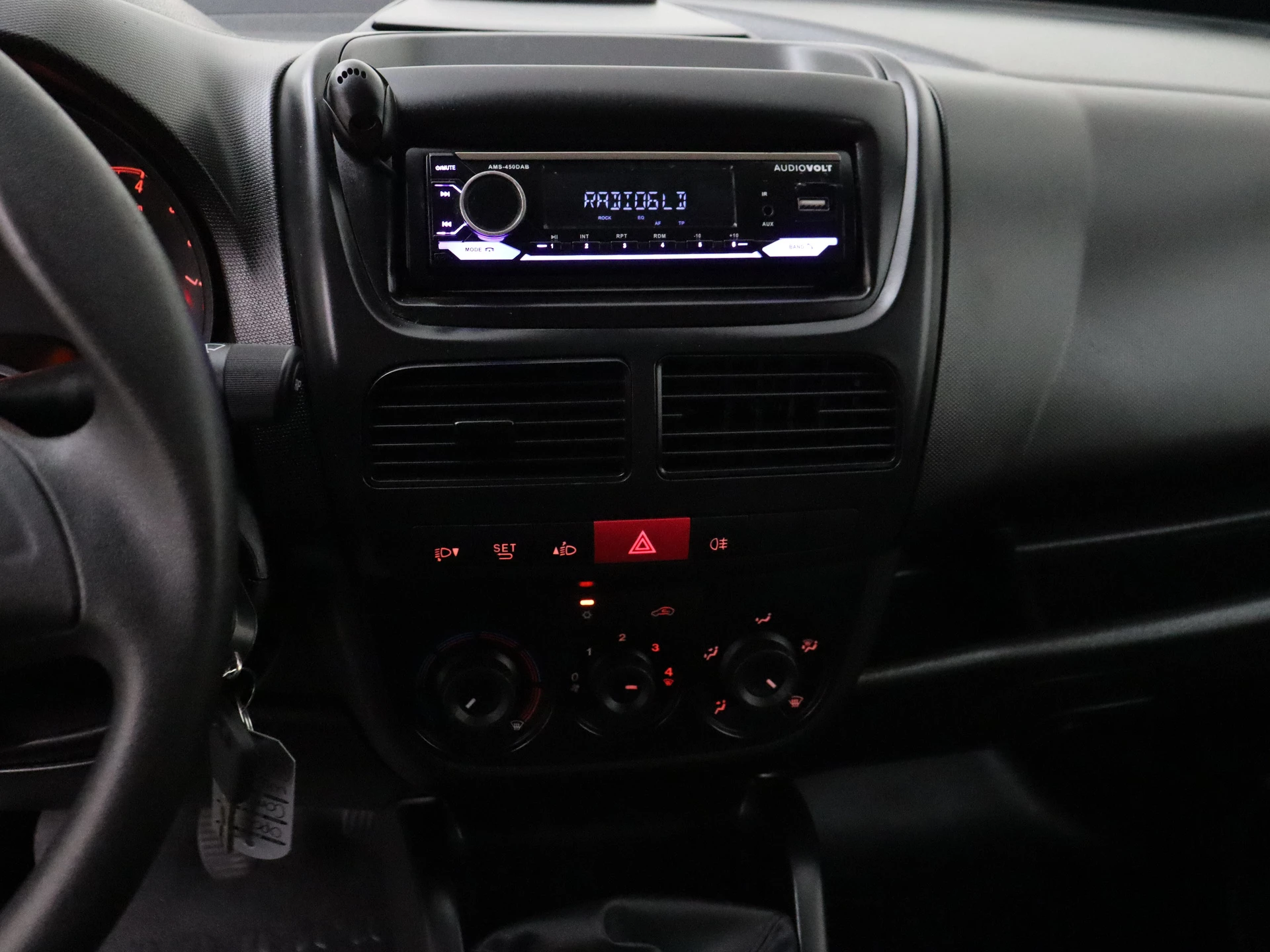 Hoofdafbeelding Opel Combo