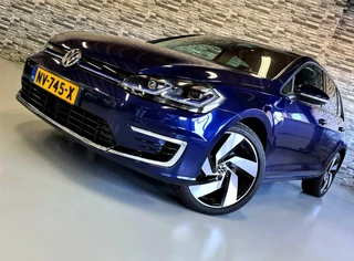 Hoofdafbeelding Volkswagen e-Golf Volkswagen e-Golf 100kW 136PK *Leder*Virtual Cockpit*NAP!