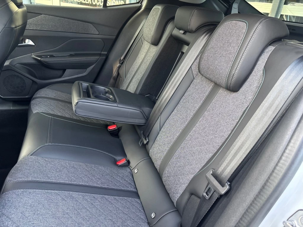 Hoofdafbeelding Peugeot 408