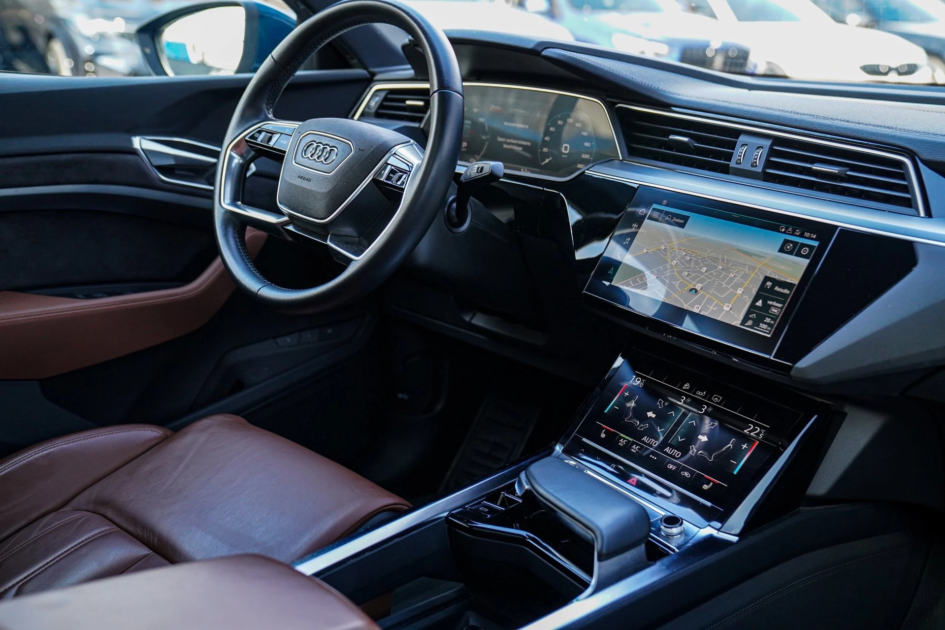 Hoofdafbeelding Audi e-tron