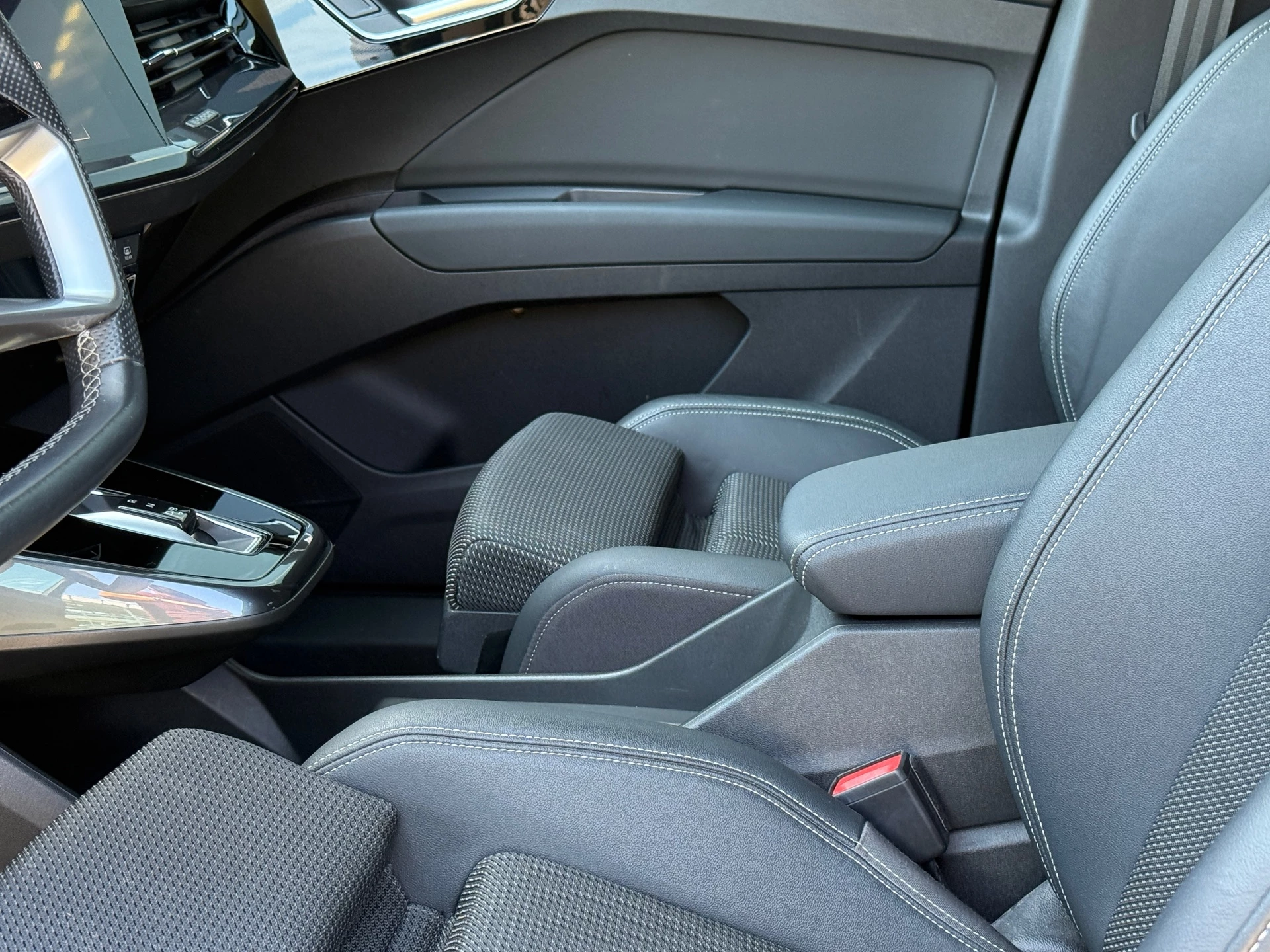 Hoofdafbeelding Audi Q4 Sportback e-tron