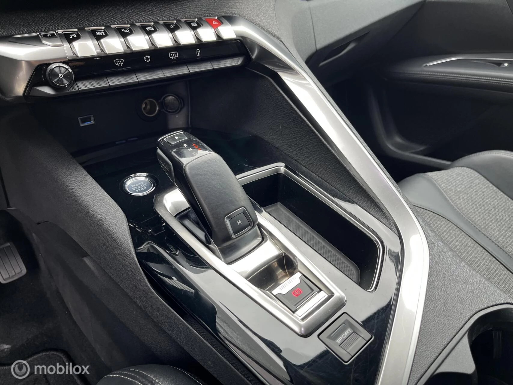 Hoofdafbeelding Peugeot 5008