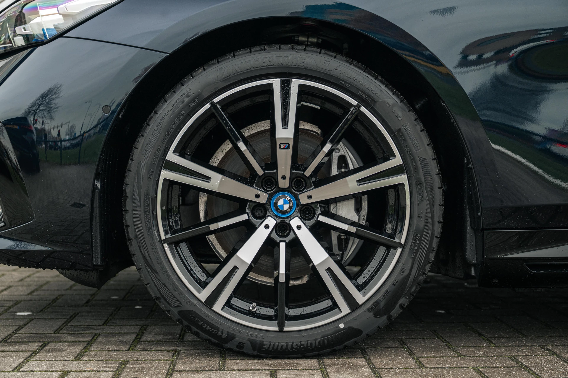 Hoofdafbeelding BMW i5